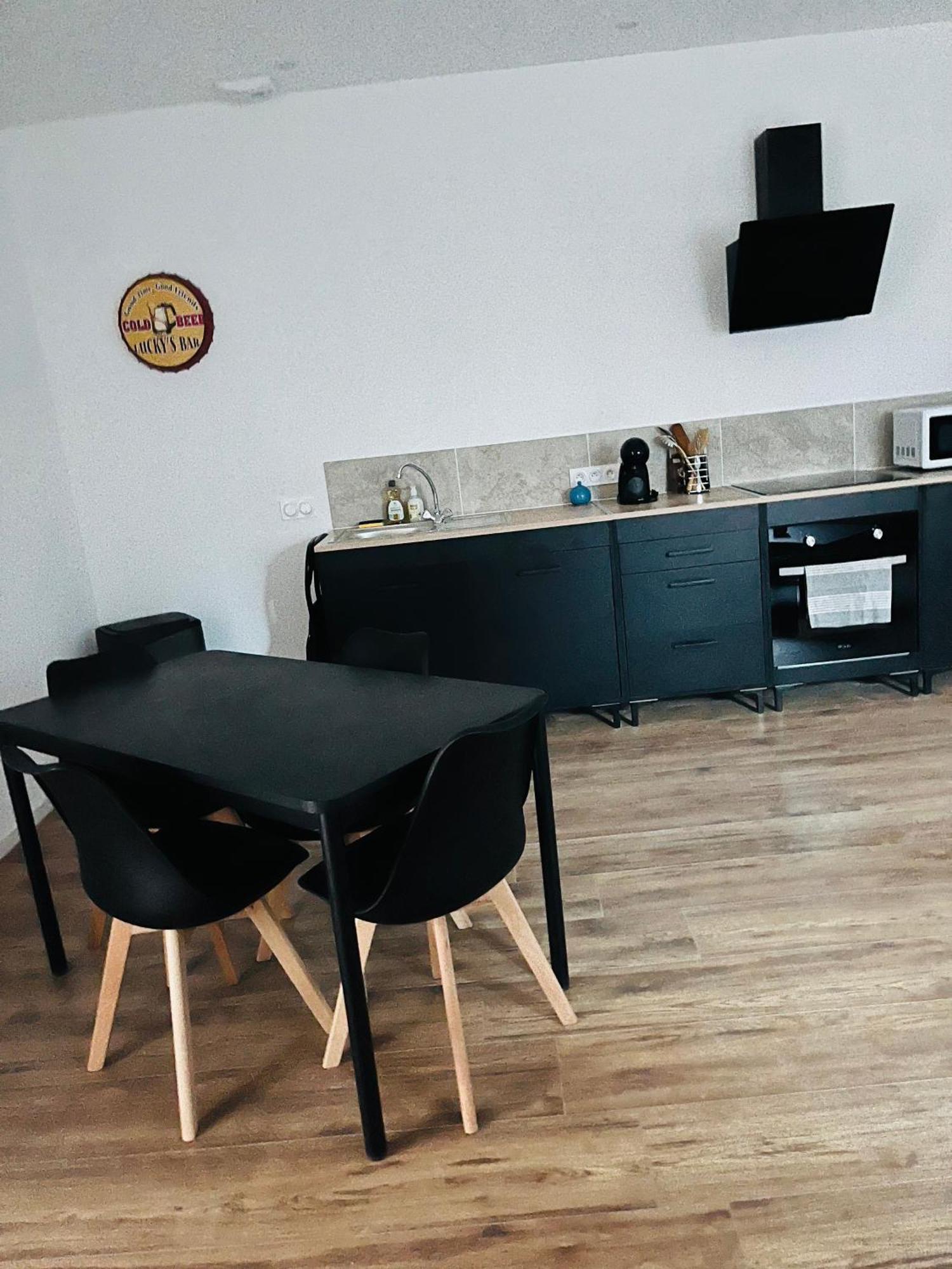 Logements 6 Pers A 15 Minutes D Angers Corne Luaran gambar